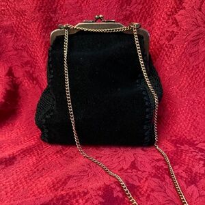 Walborg Black Velvet Snap Closure Vintage Frame Purse from the 50's/60's
